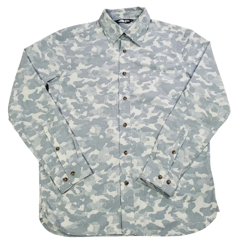 The North Face Camouflage Button Up Shirt Mens M‎ Grey Camo Long Sleeve Gorpcore